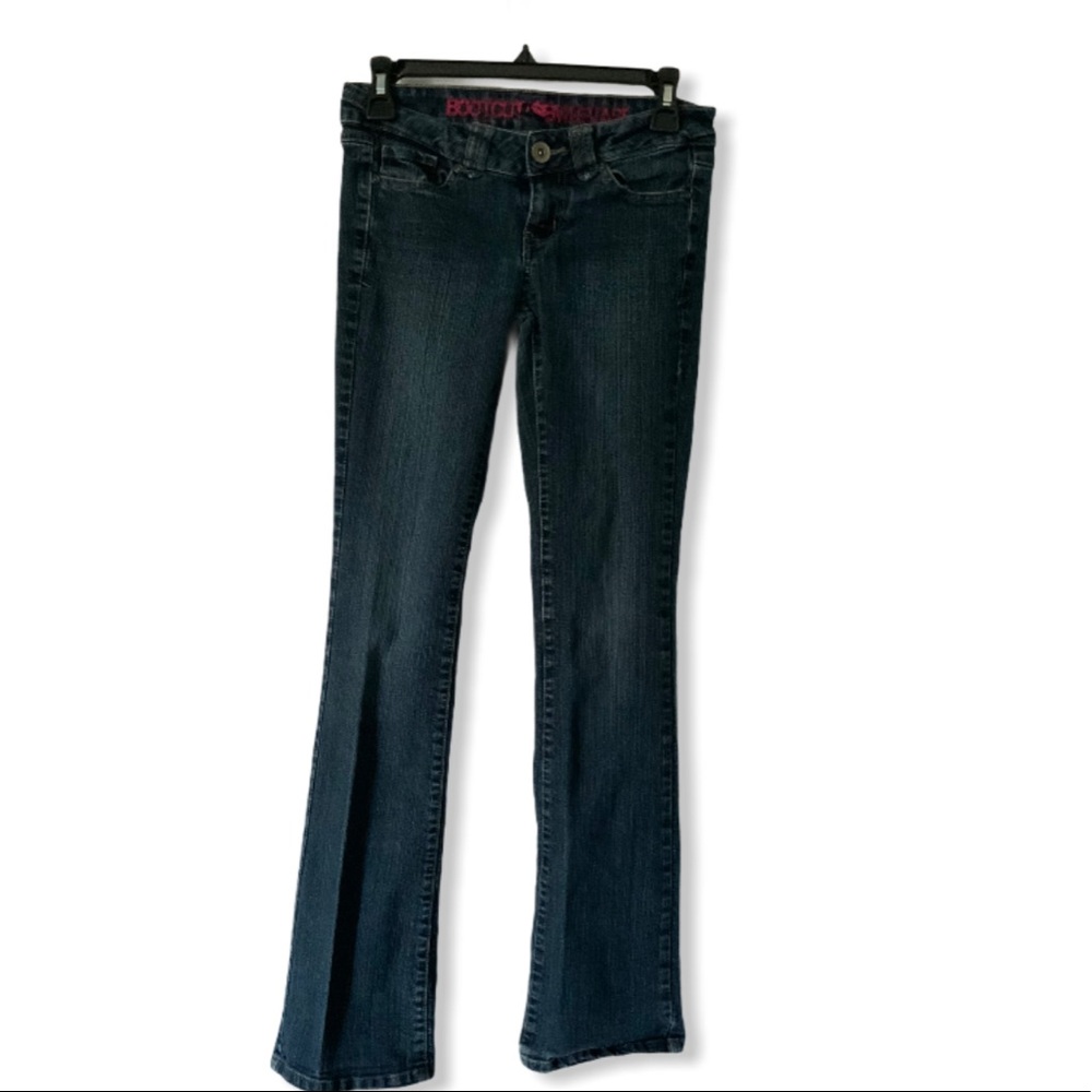 BOOT CUT JEANS